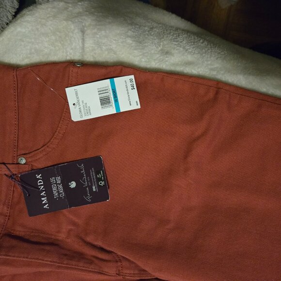 NWT Gloria Vanderbilt BrickRed Soft Tapered Leg Classic Fit Jeans Women Size 16S - Picture 3 of 4